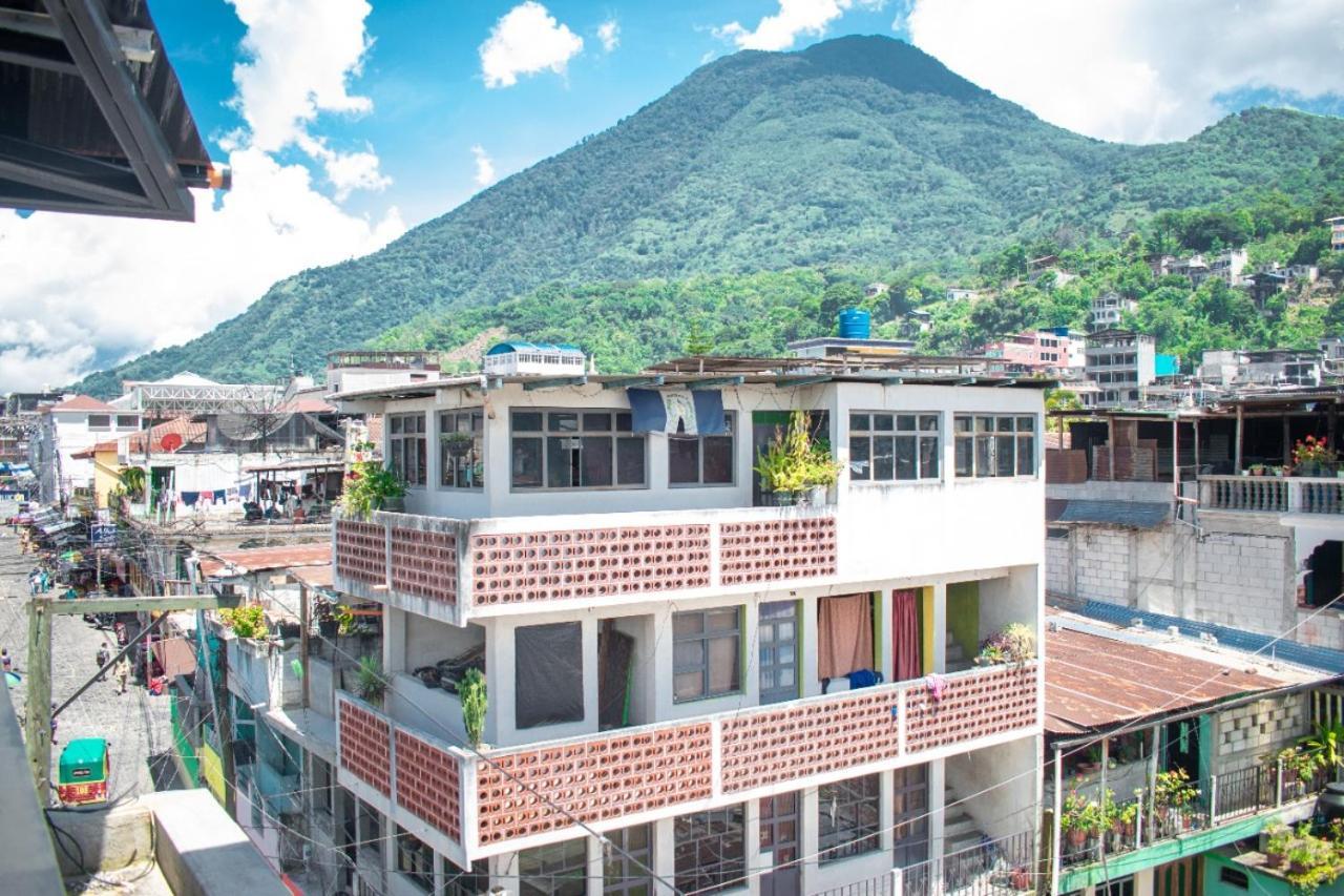 Hostal Corazon De San Pedro San Pedro La Laguna Exterior photo